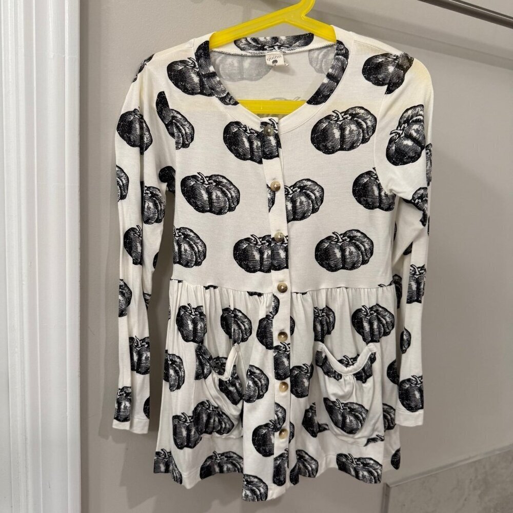 Kate Quinn Girl Black Pumpkin bamboo top 7 years